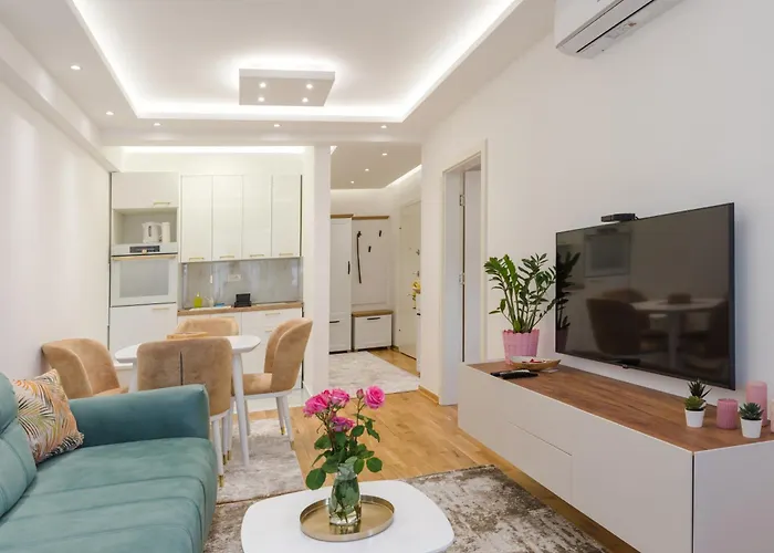 14 & Free Parking Garage * Vrnjacka Banja